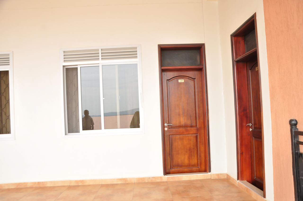 Easy View Hotel Mbarara Экстерьер фото